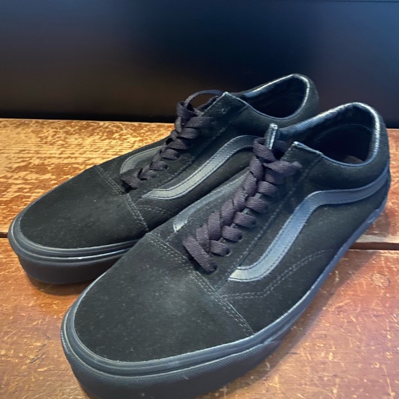Vans Other - Men’s Vans Old School Skate Shoes, Size 9.5.